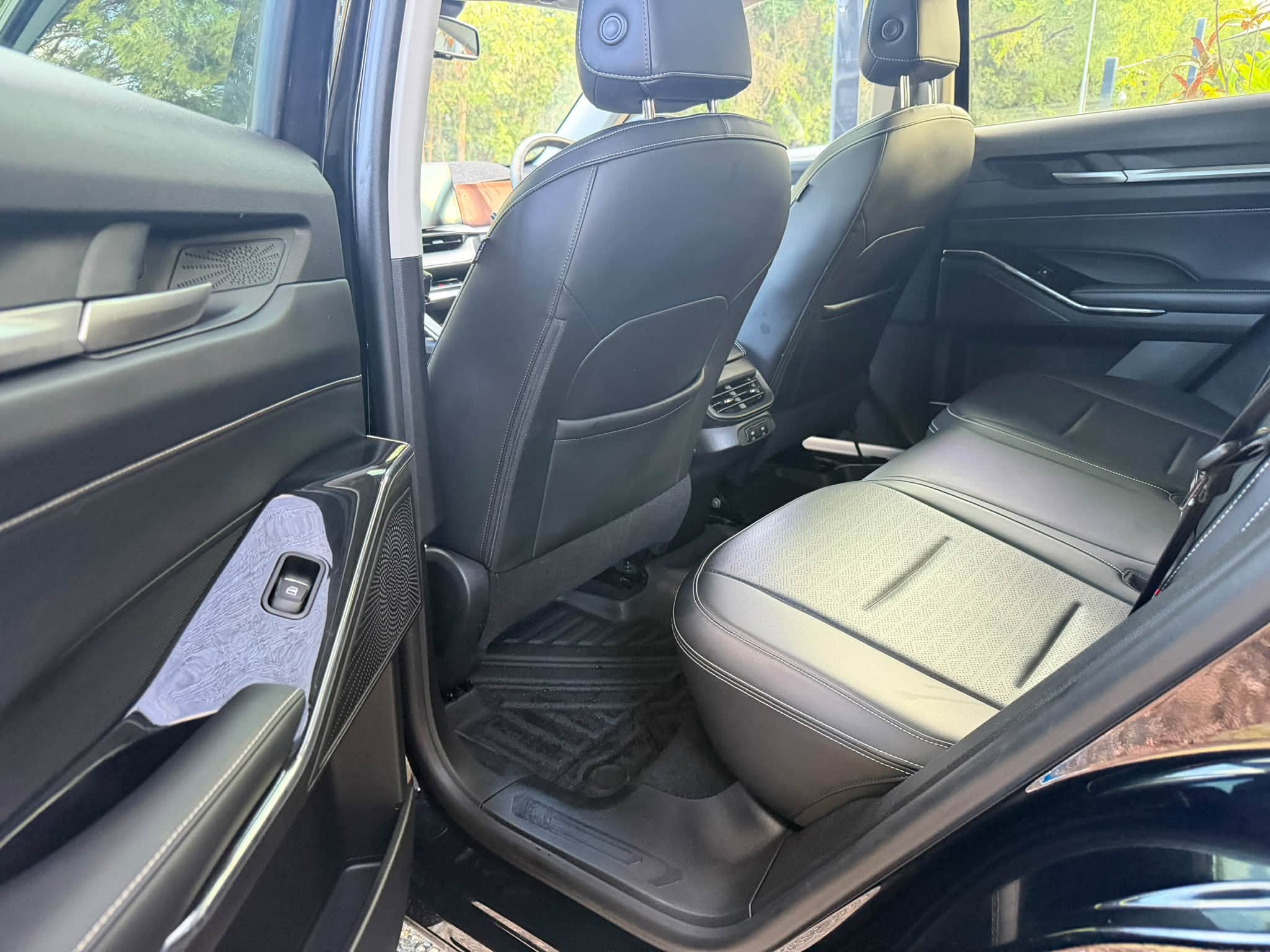 Complete detailing result by Brand New Again Mobile Detailing in Cairns — gallery photo 4