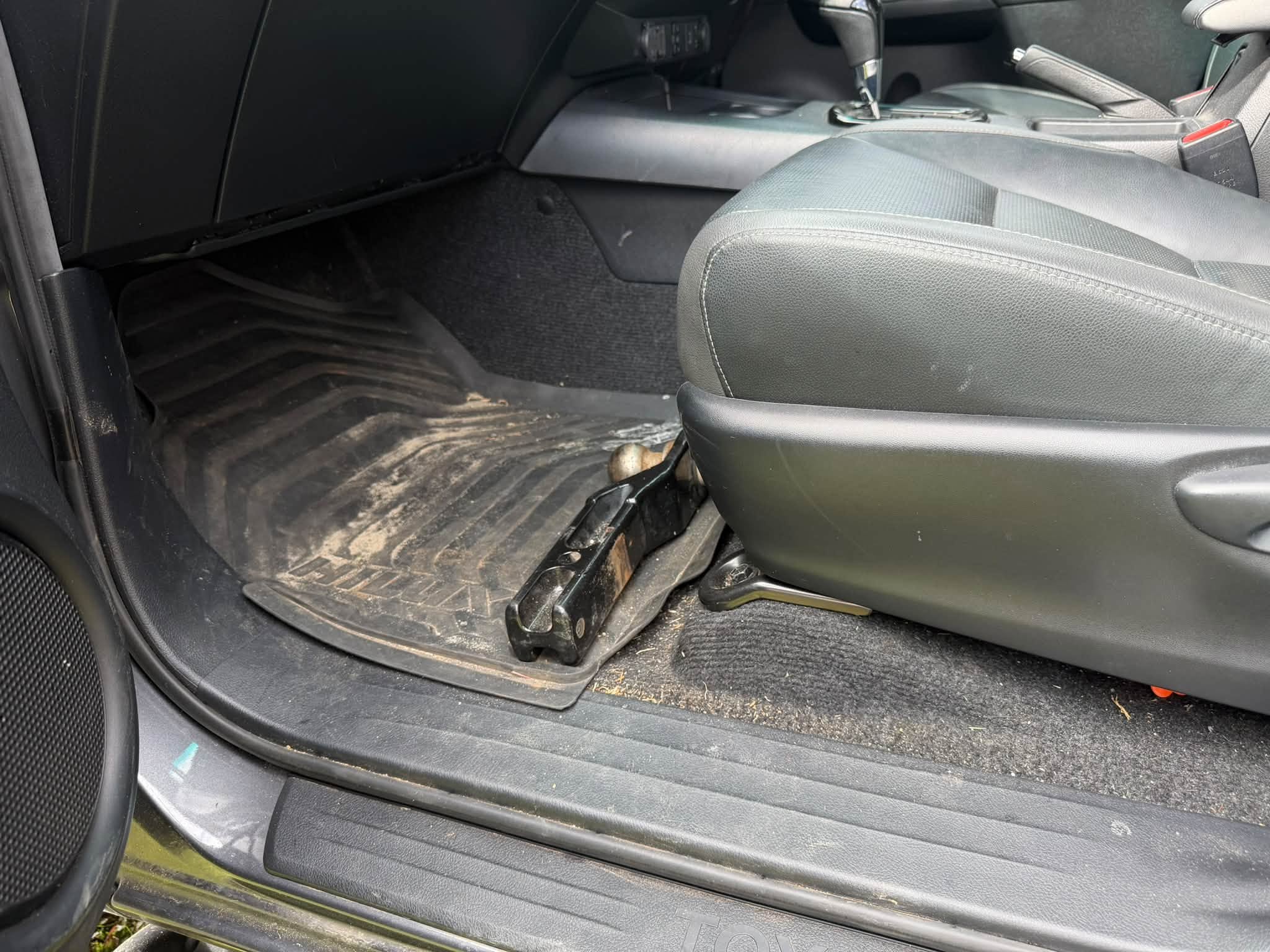 Pre-sale detailing result by Brand New Again Mobile Detailing in Cairns — gallery photo 9