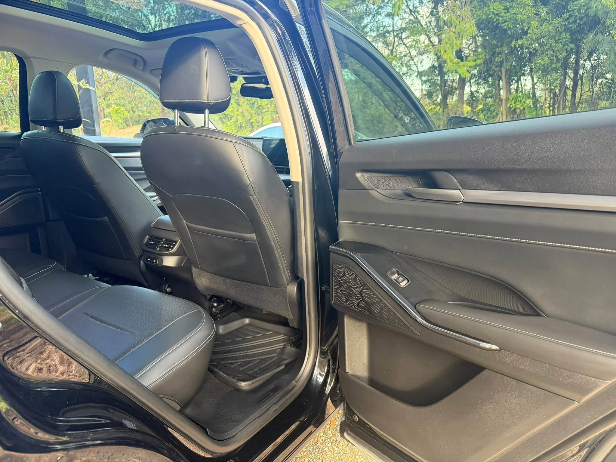Mobile detailing result by Brand New Again Mobile Detailing in Cairns — gallery photo 10